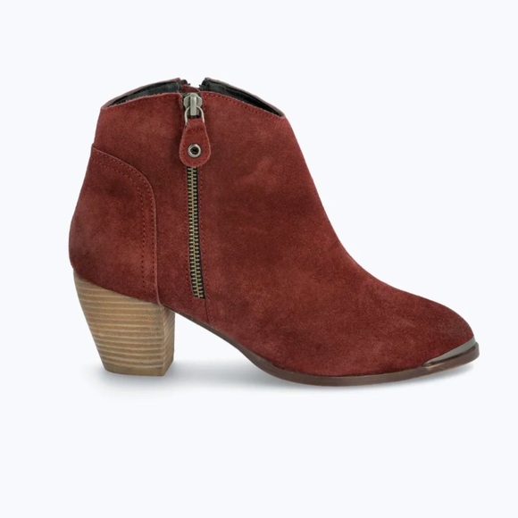 New DIBA Sequoia Suede Bootie in Burgundy - Picture 2 of 7